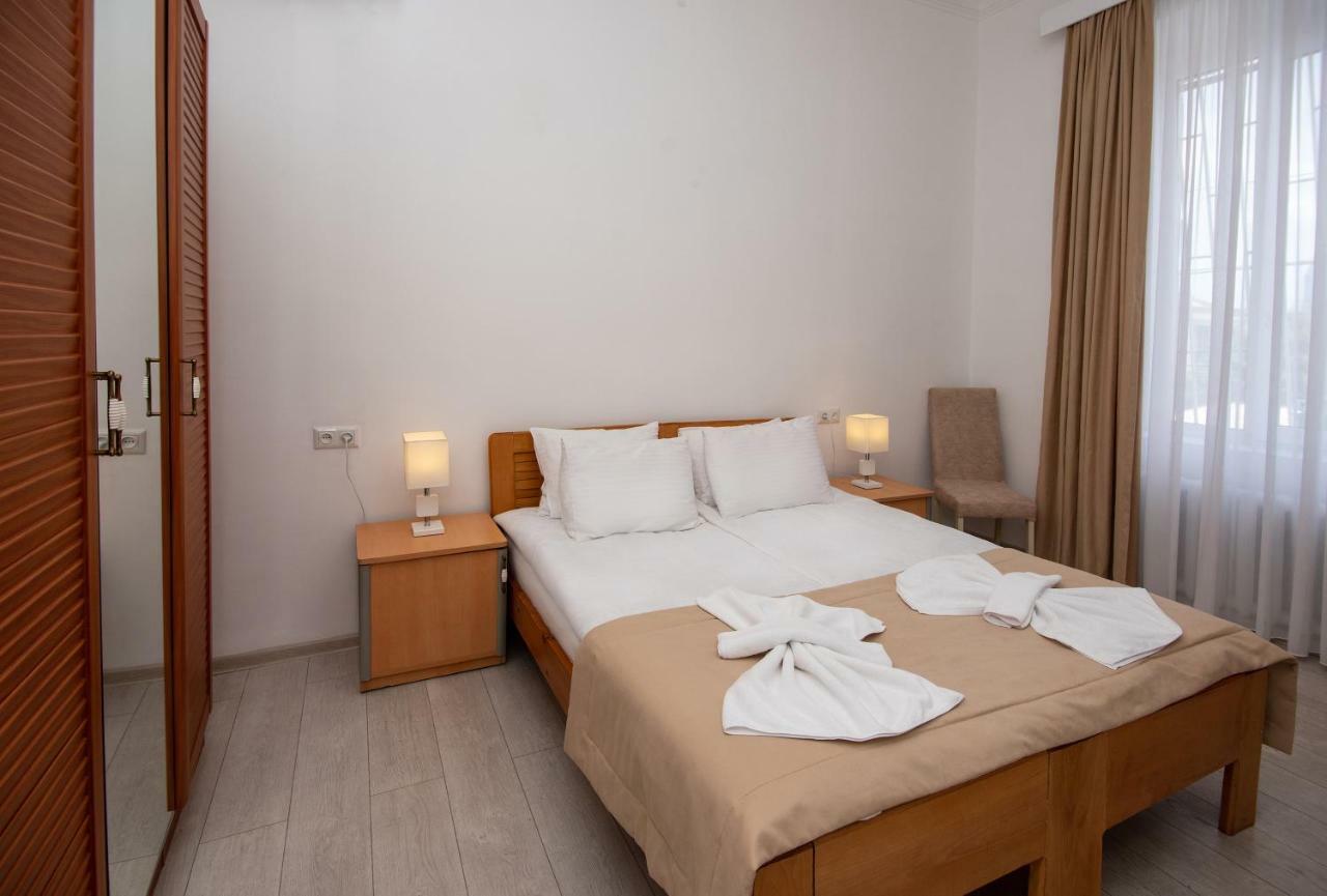 Lowell Hotel Tbilisi Eksteriør bilde